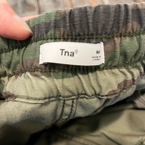 TNA camo Alix pant/jogger - Picture 4 of 6